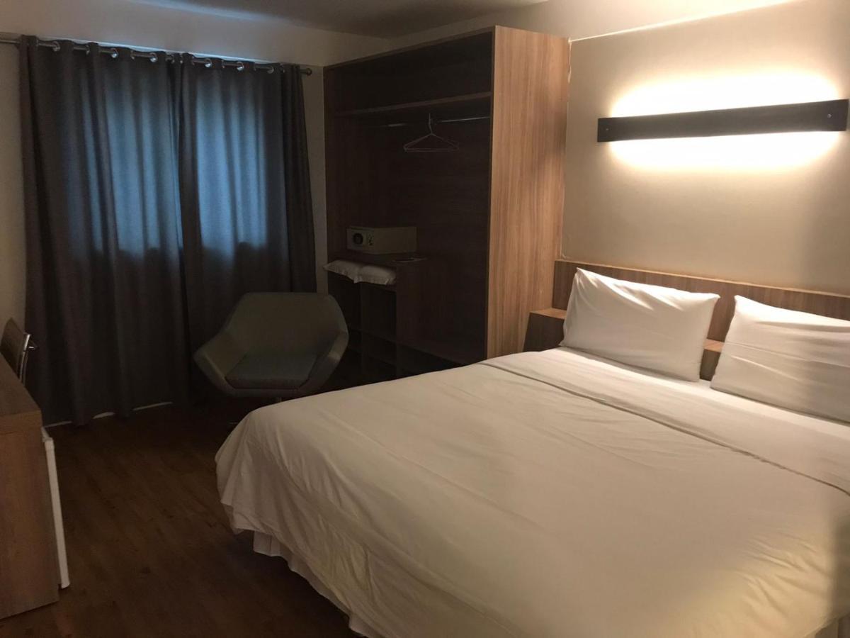 Delmond Hotel Cuiaba  Bagian luar foto